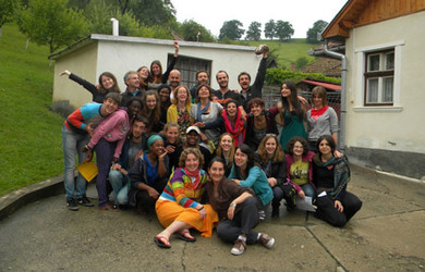 Foto: Udeleženci izobraževanja v Romuniji  (Slikal: lastnik hotela Poenita)