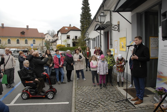 Obiskal nas je zupan g. Matej Slapar in podprl prostovoljsko delo in projektno delo Zavoda Oreli