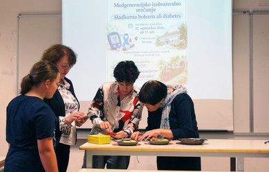 Ko se združita mladost in modrost - medgeneracijsko raziskovanje sladkorne bolezni